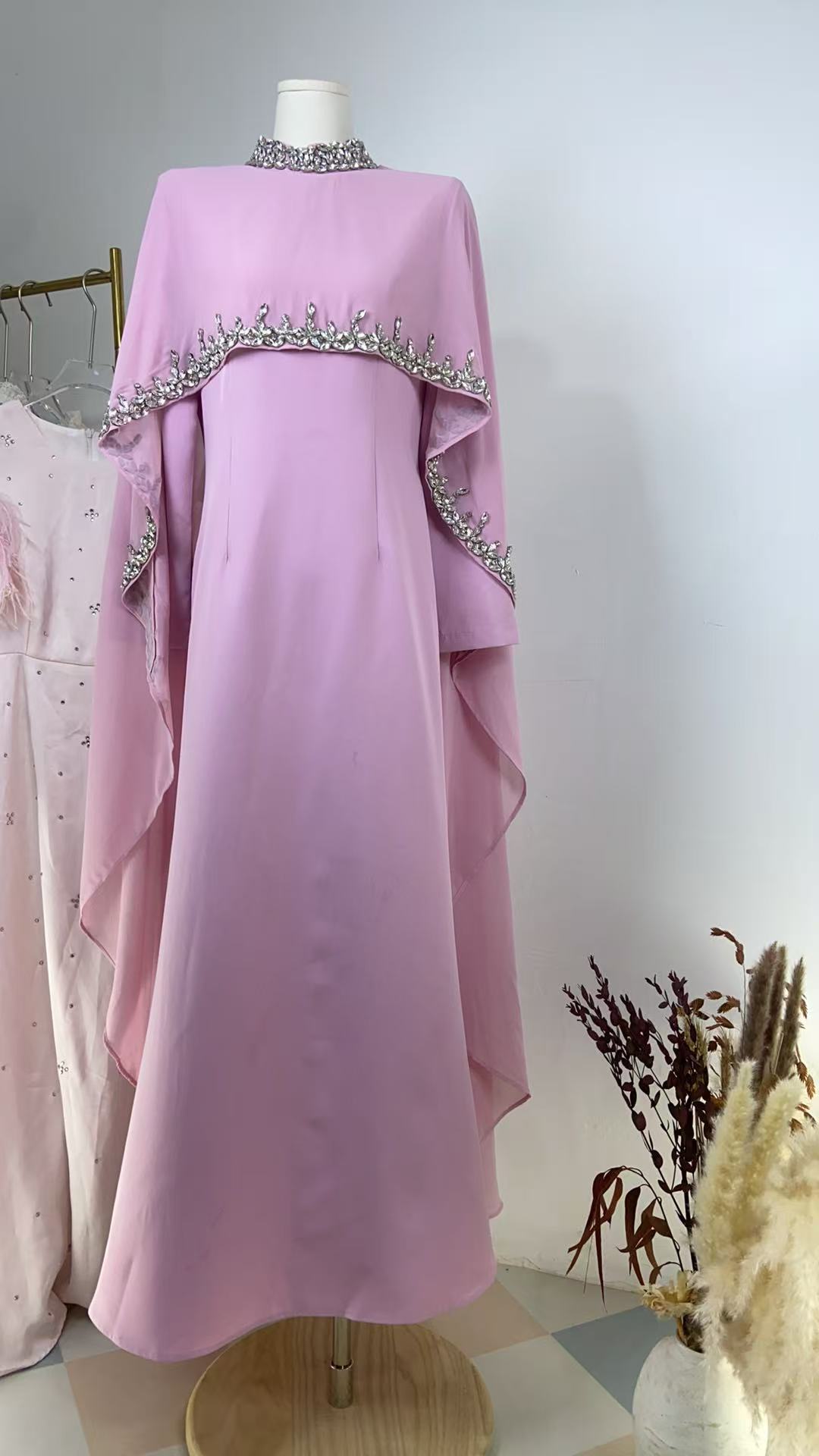 Muslim fringed dress robe