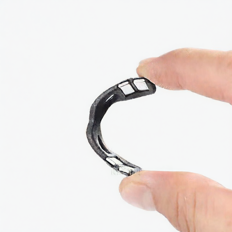 Nasal Dilator Device