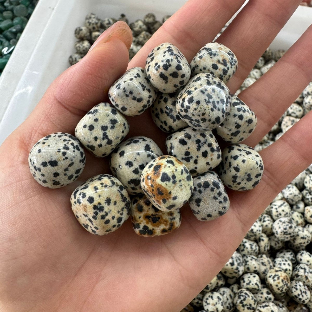 Natural Polished Crystal Rolling Stones