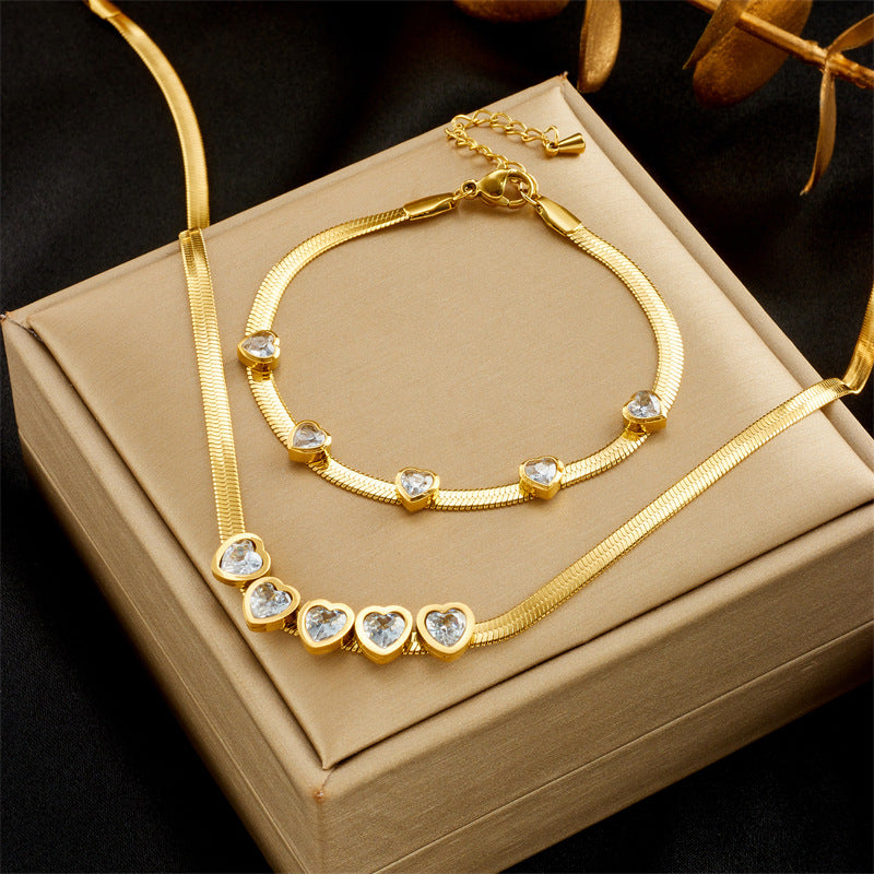 Necklace and bracelet set
