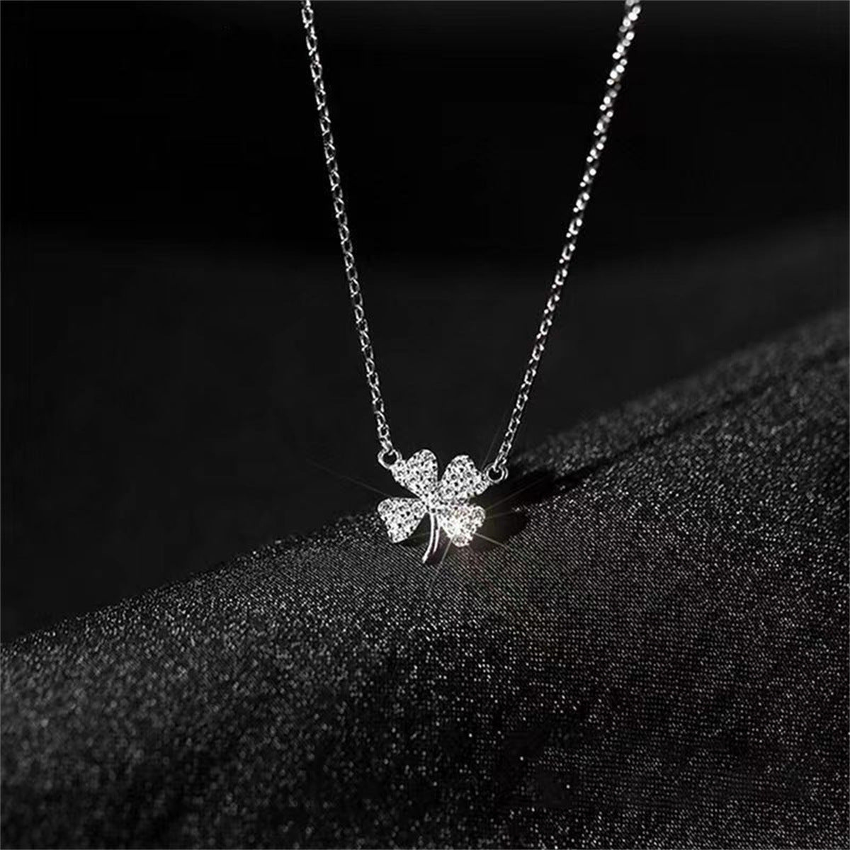 Necklace, Sweet Heart Clavicle Chain