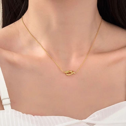 Necklace with Adjustable Chain
