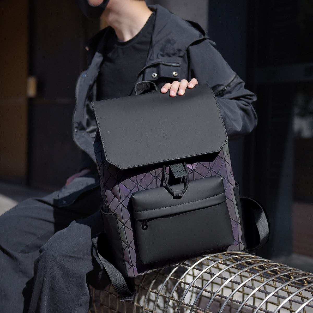 New backpack with large capacity schoolbag