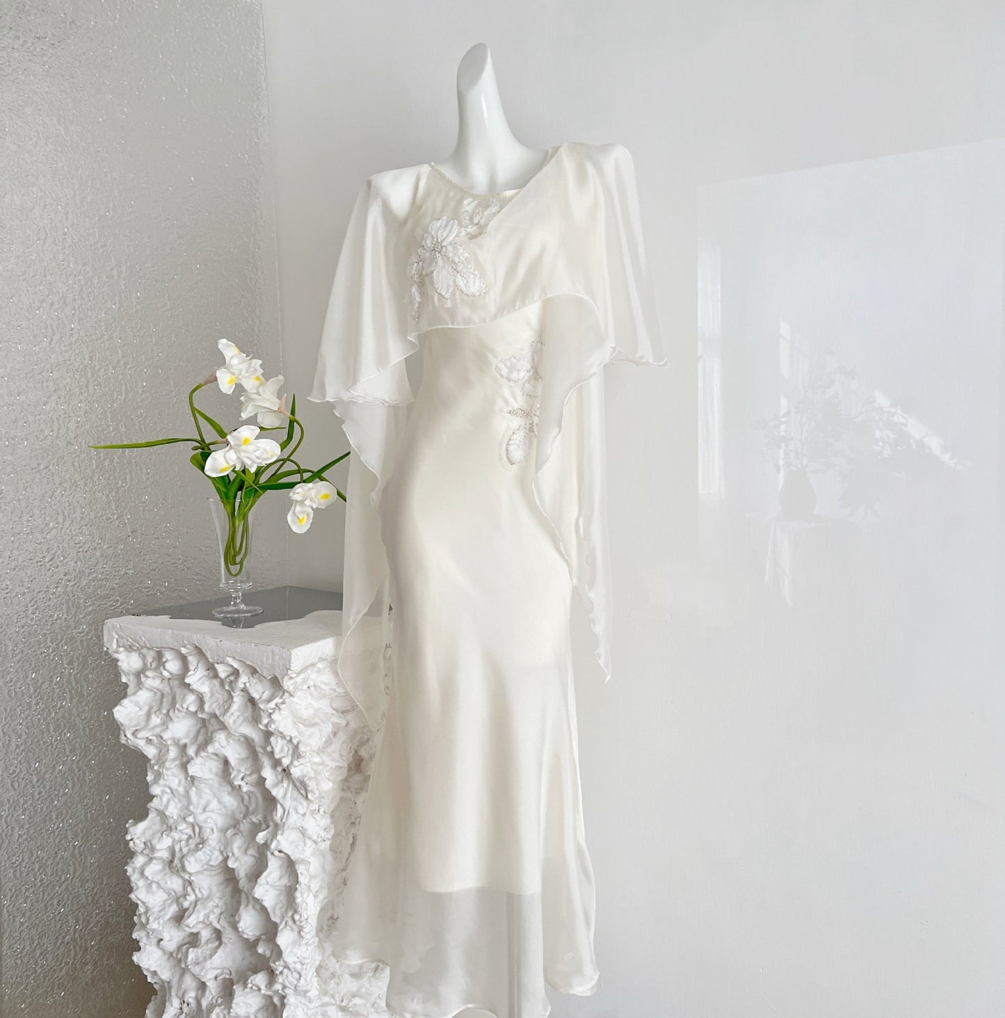 New Chinese Style 3D Embroidery, Flowing Cape Design, Evening Gown Long Dress