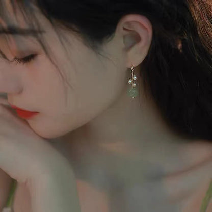 New Chinese-style earrings