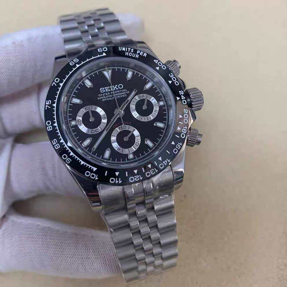 New quartz watch