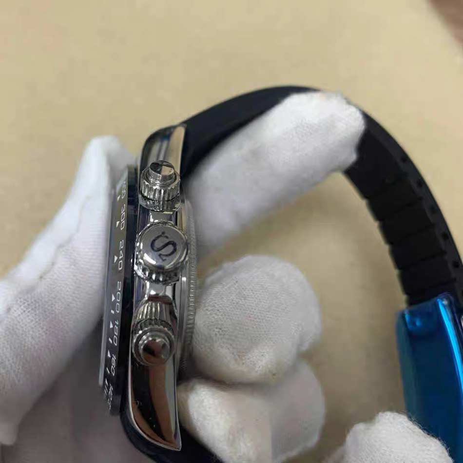 New quartz watch
