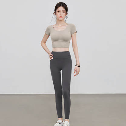 New women's yoga wear with chest pads