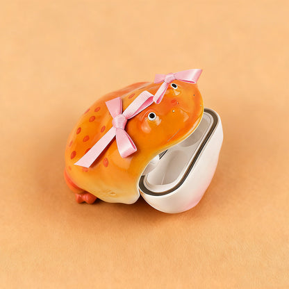 Niche design earphone case