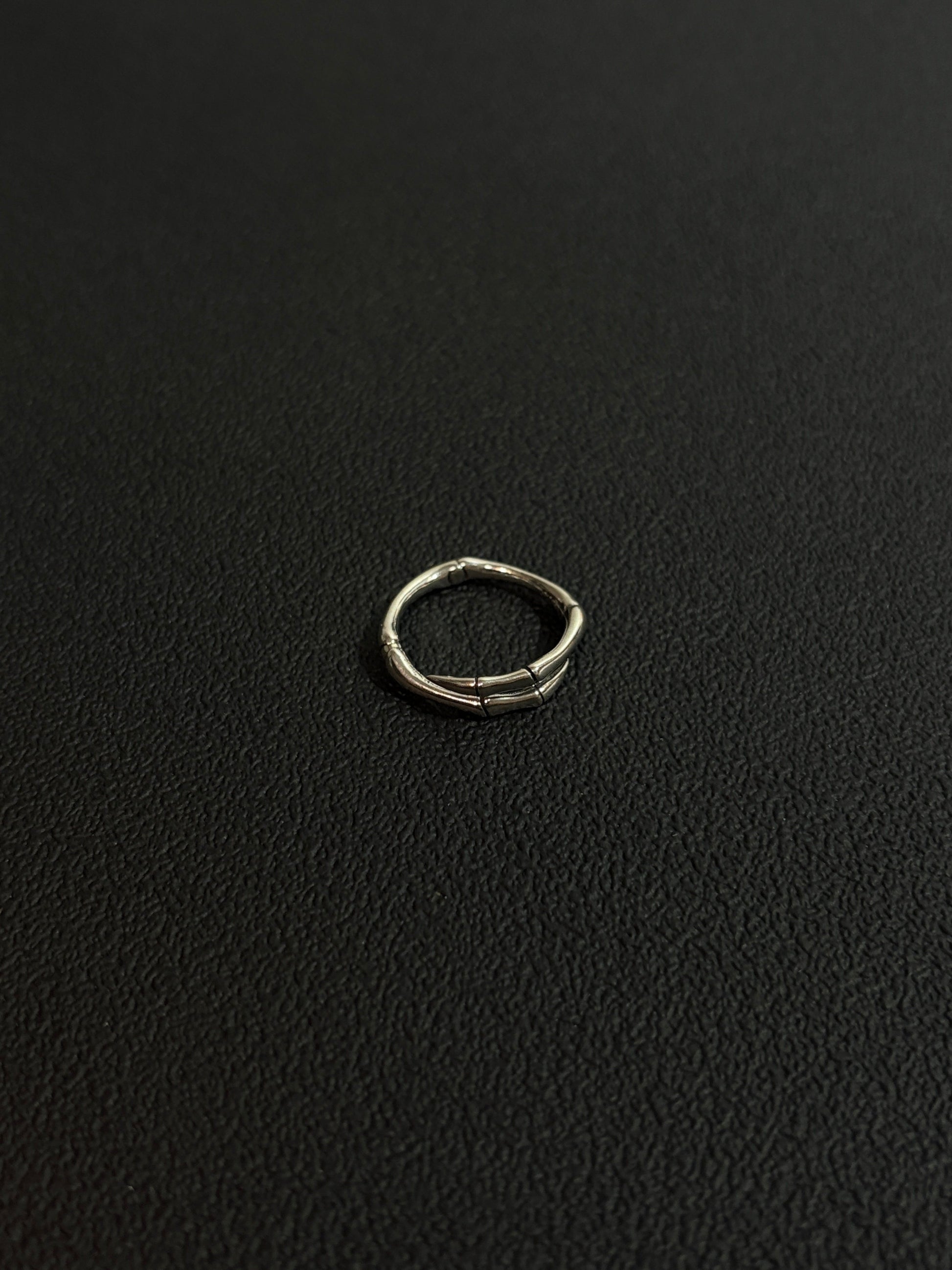 Niche ring