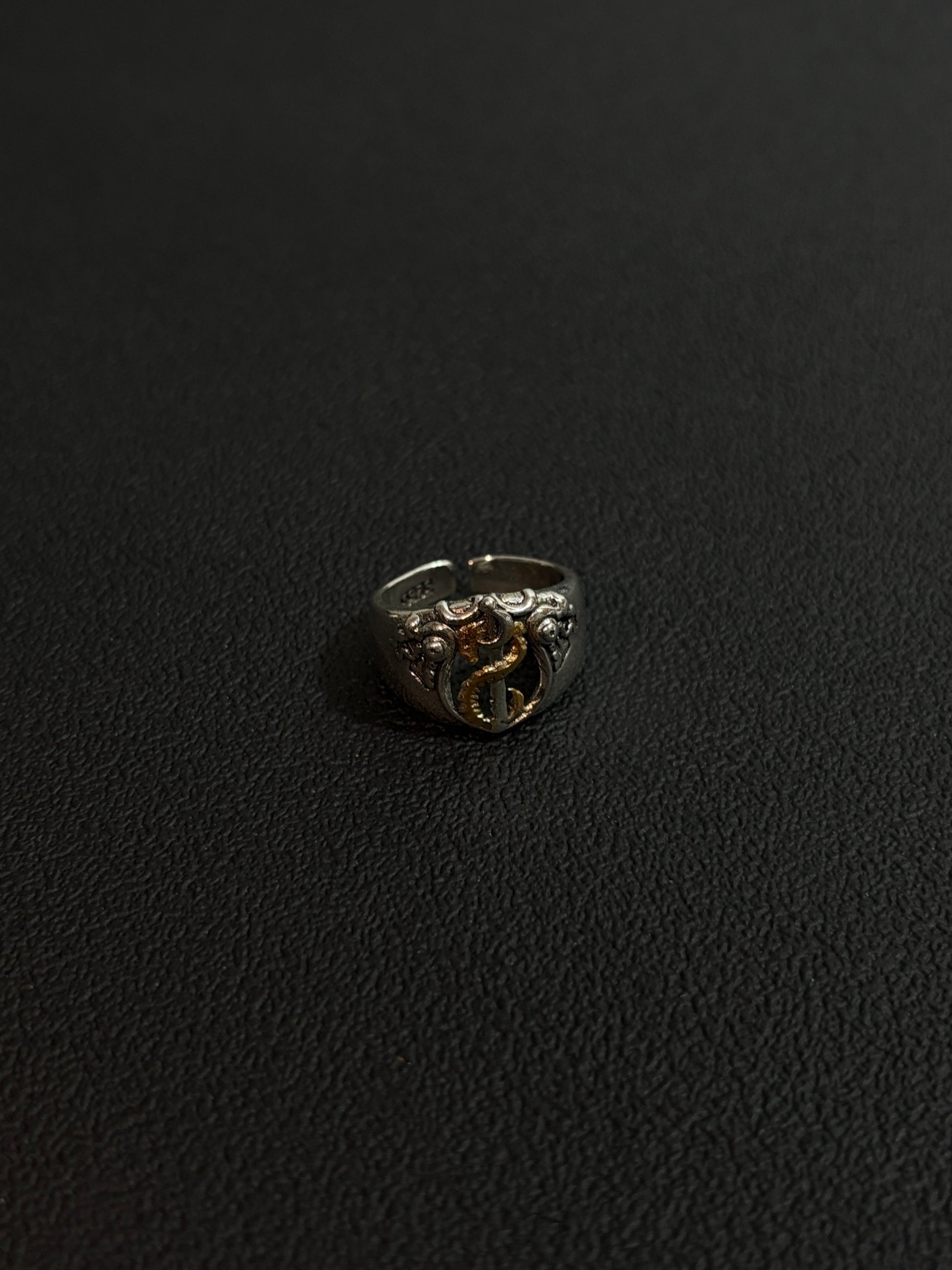 Niche ring