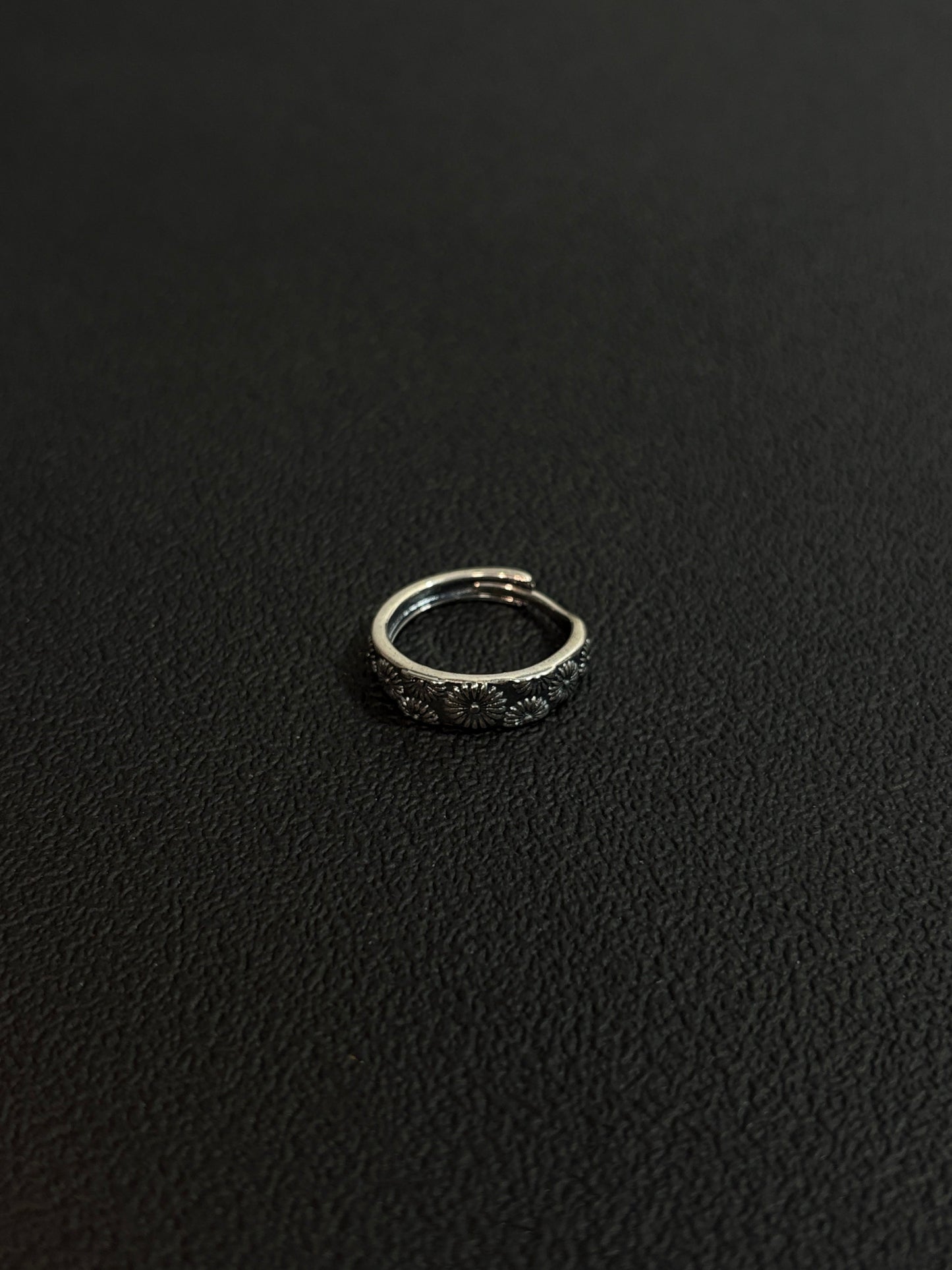 Niche ring