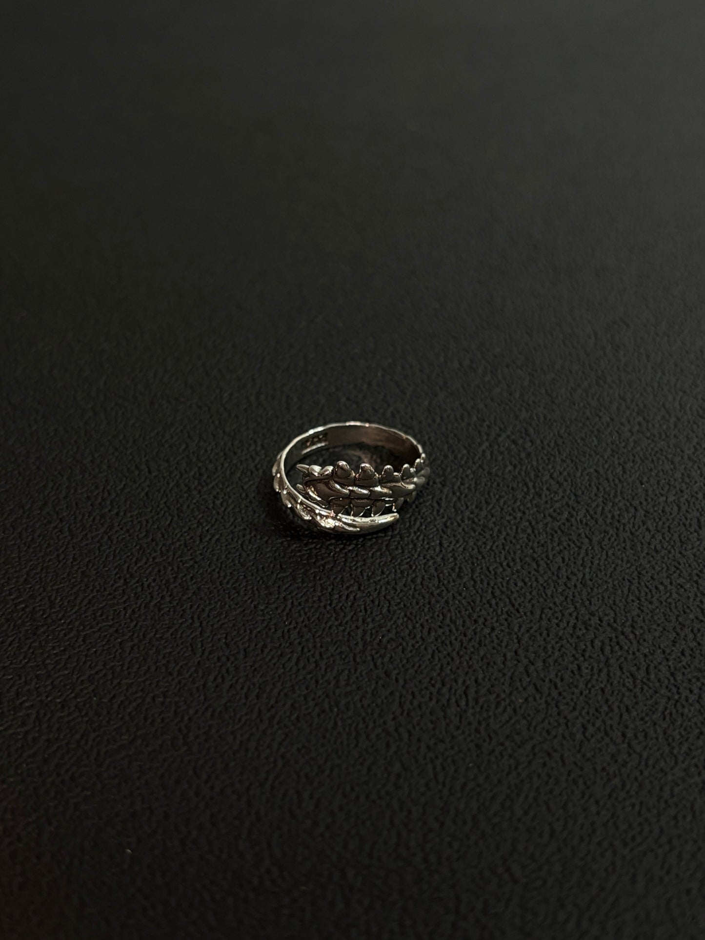 Niche ring