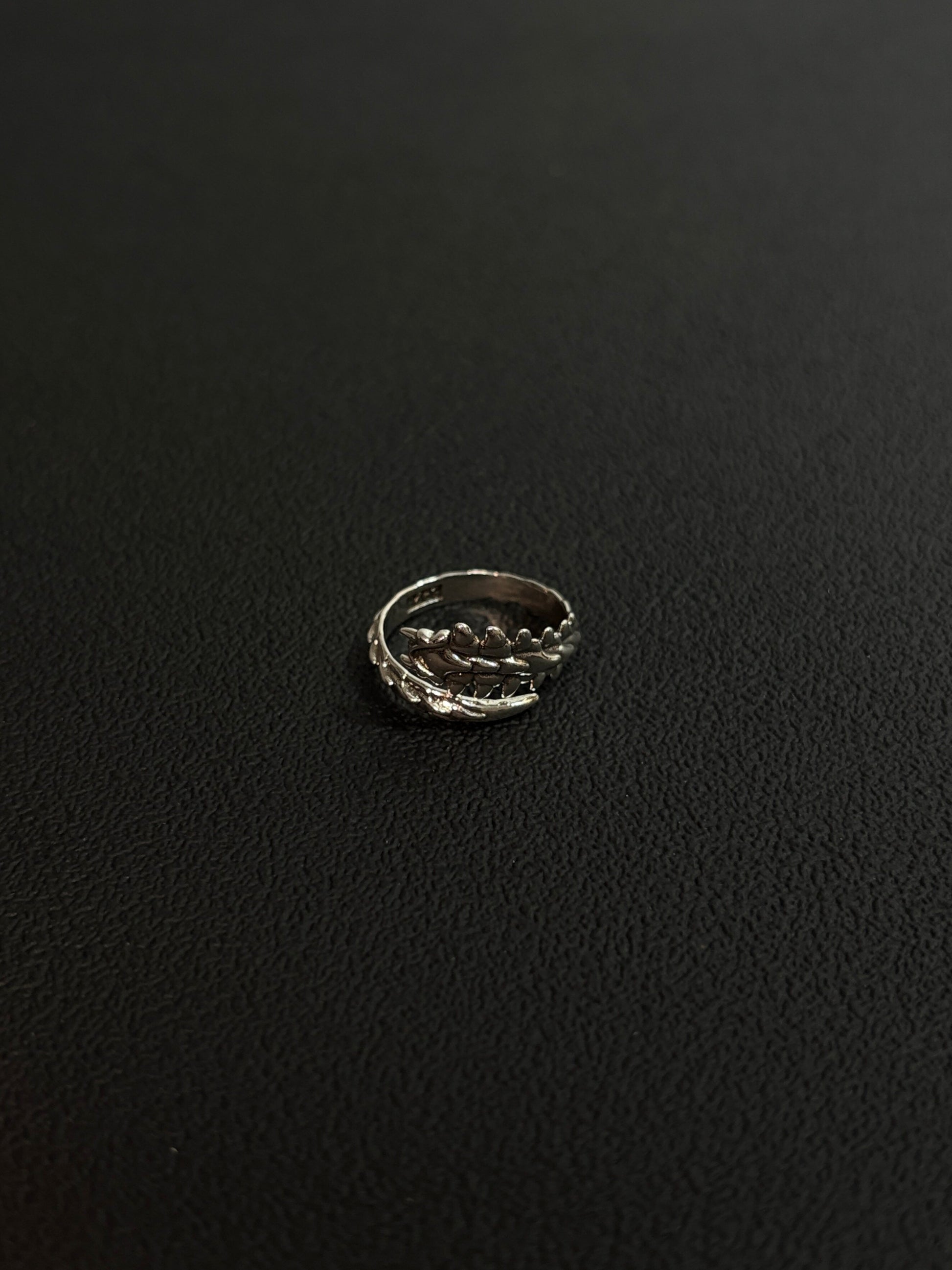 Niche ring