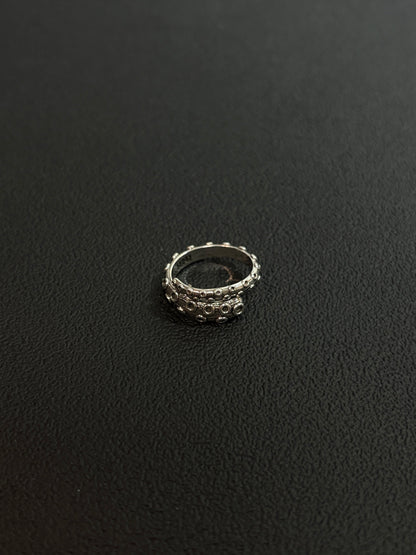 Niche ring