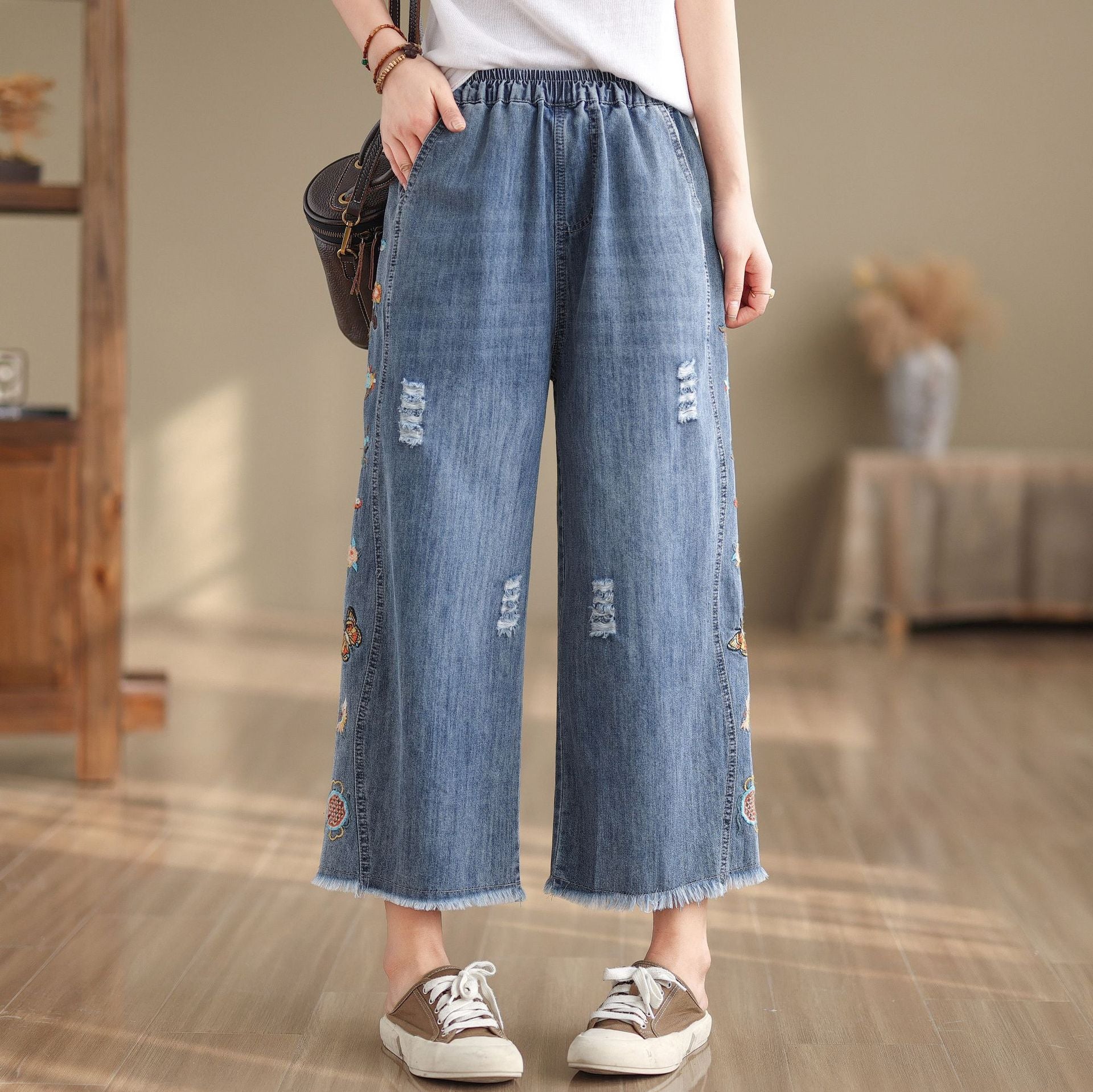 Nine-Point Cotton Wide-Leg Embroidered Jeans