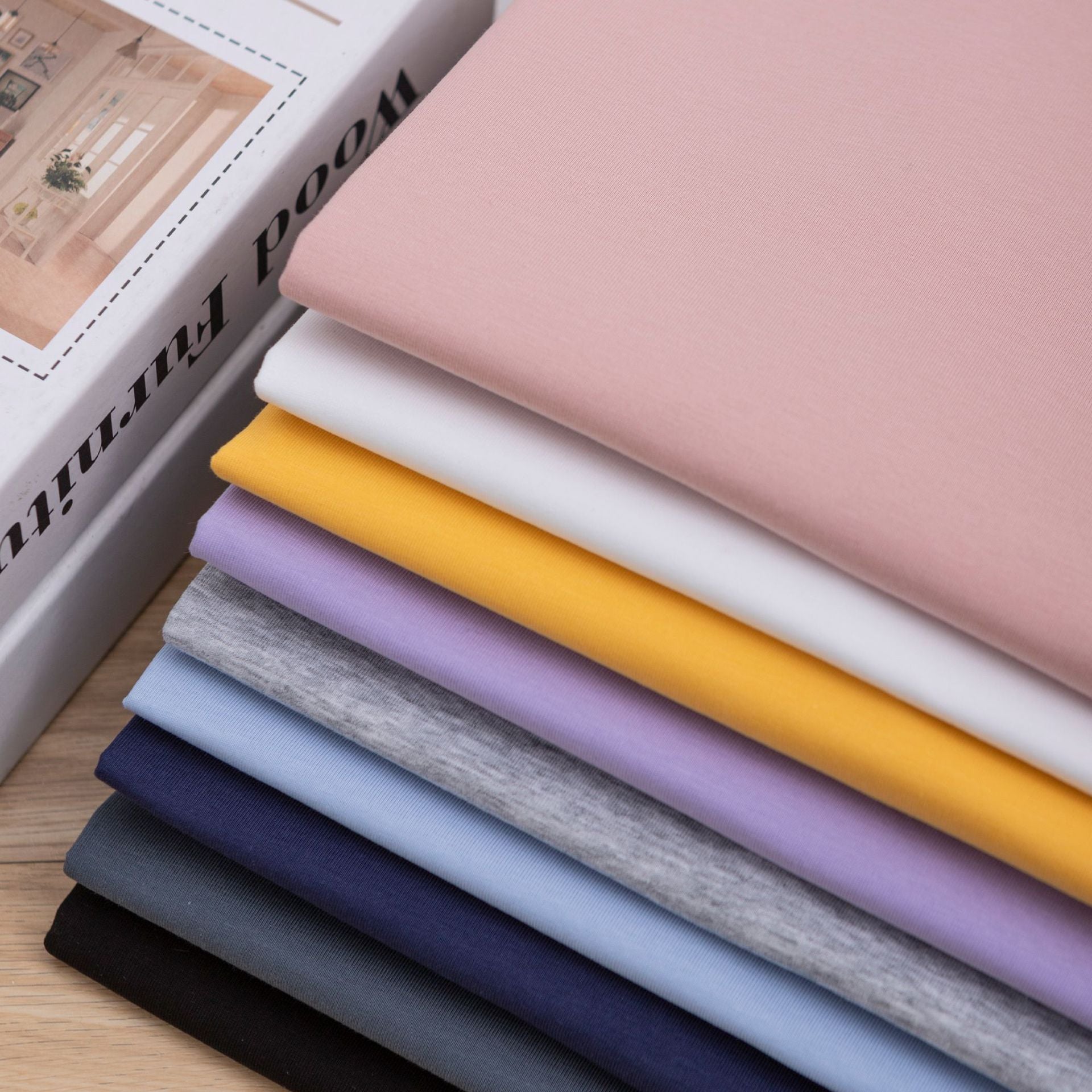 Non-iron Round Neck T-shirt
