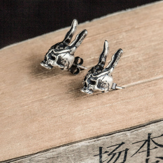 Non-mainstream rabbit stud earrings