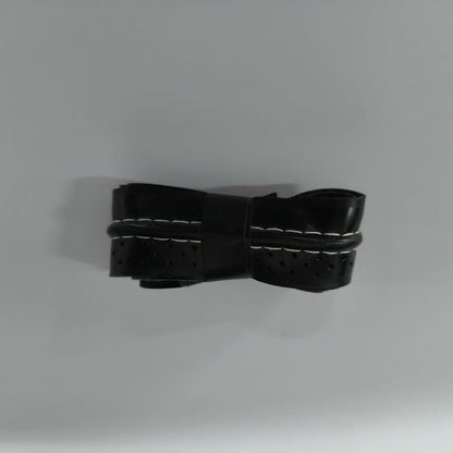 Non-slip grip strap