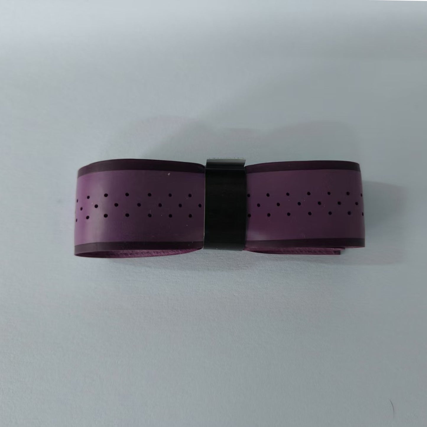 Non-slip grip strap
