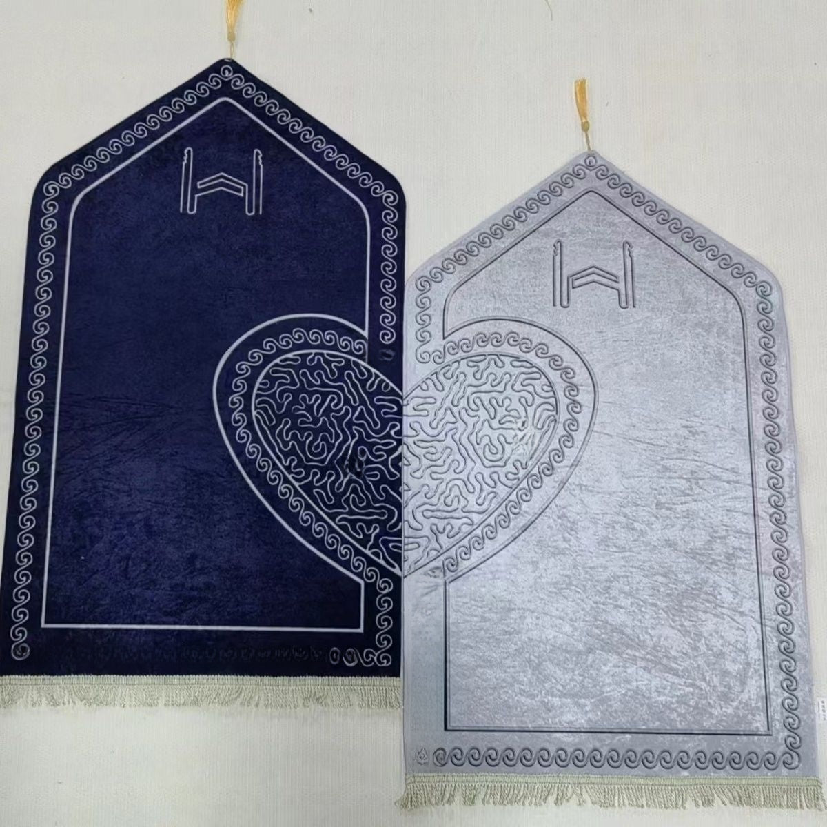 Non-slip printed rug