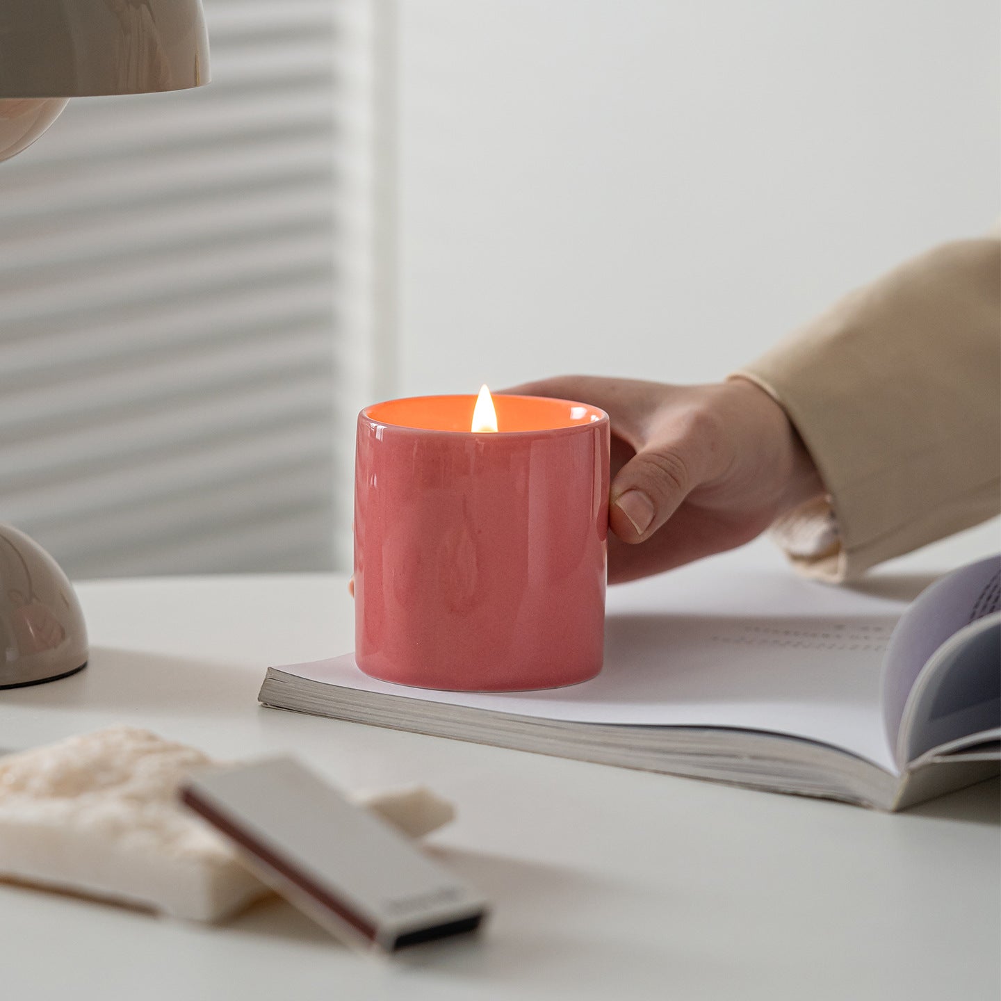 Nordic Minimalist Ceramic Aromatherapy Candle Holder