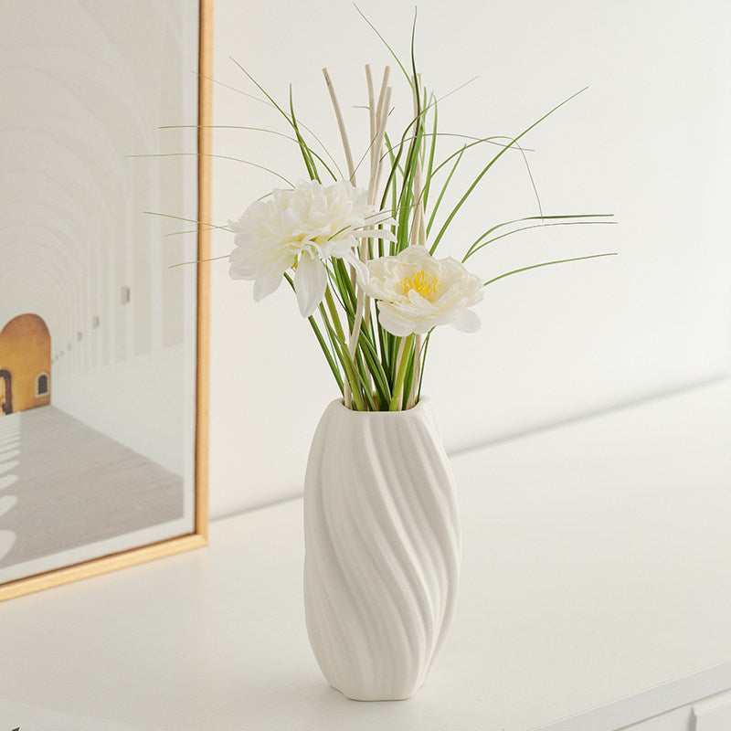 Nordic White Ceramic Dried Flower Vase