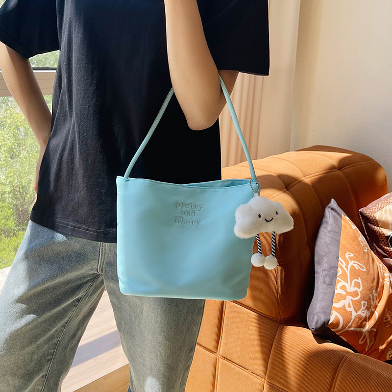 Nylon cloth handbag