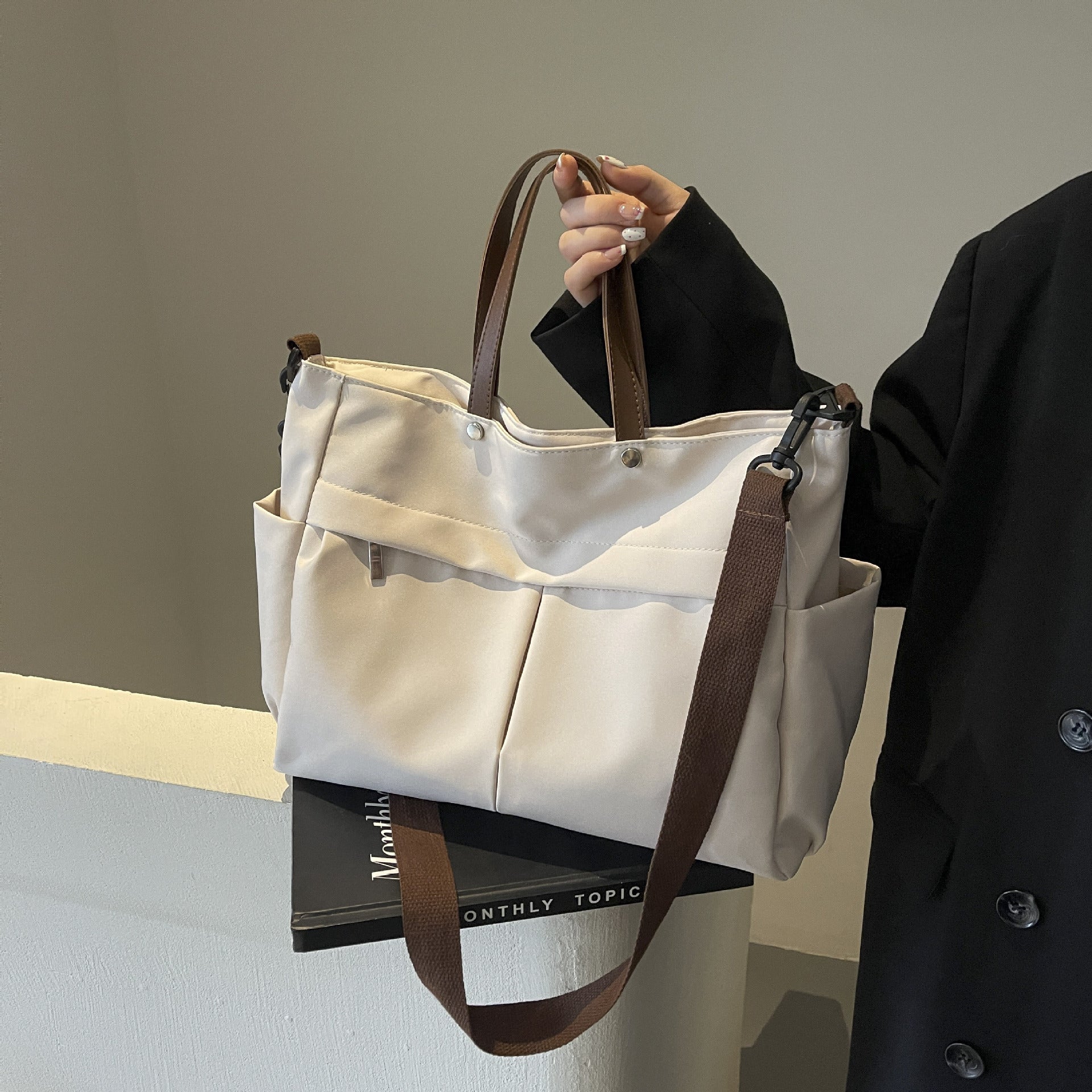 Nylon shoulder bag