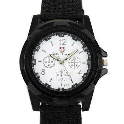 Nylon strap watch