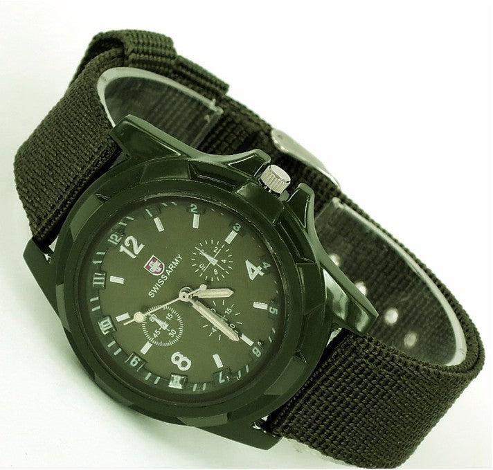 Nylon strap watch