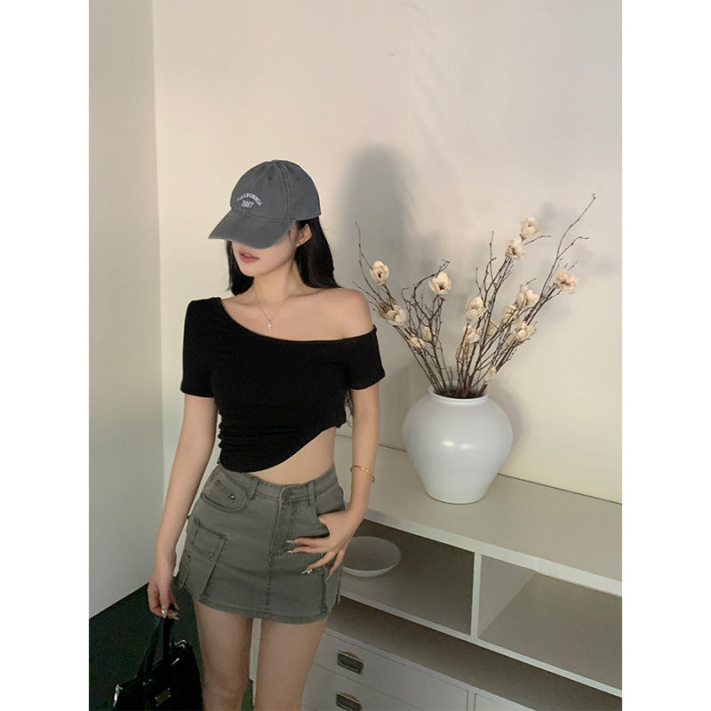 Off-shoulder short sleeve