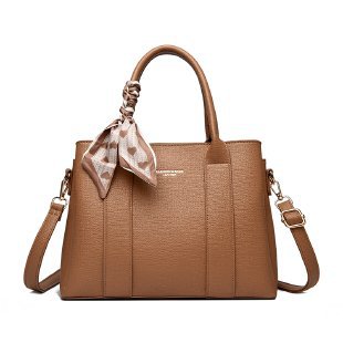 Old Money Wind Handbag