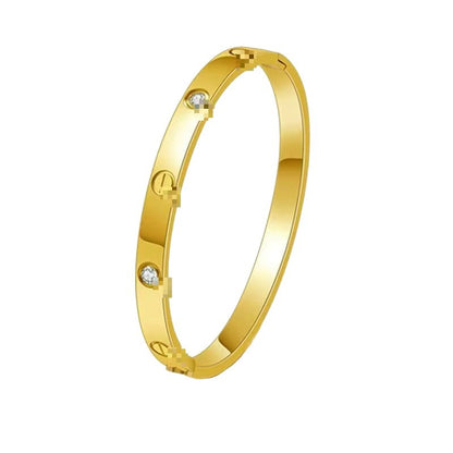 One-piece clasp bracelet - unique and fashionable