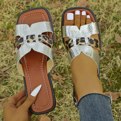One-piece flip-flops