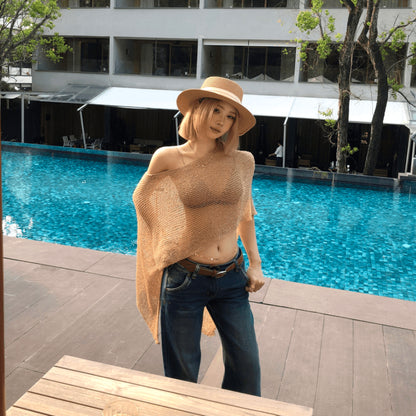 One-piece halter shawl
