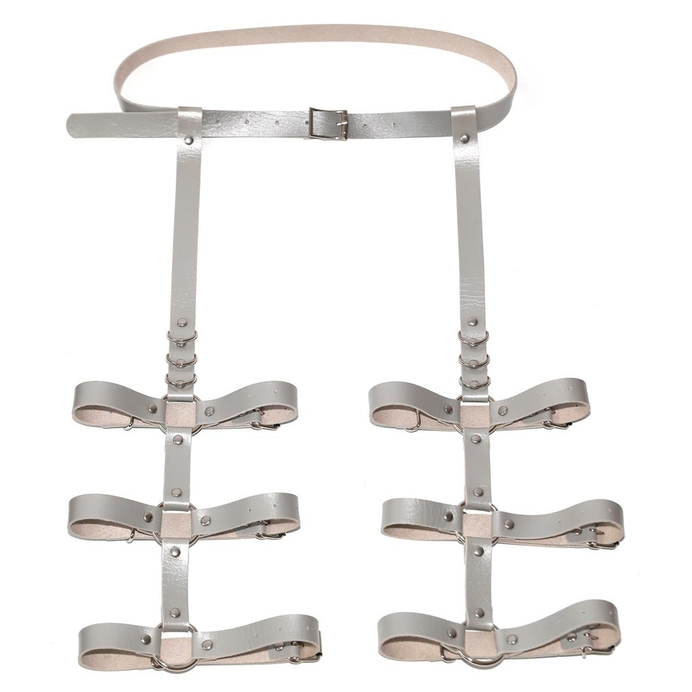 One-piece multi-ring belt and leg ring pants