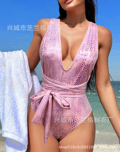 One-piece solid color deep V swimsuit
