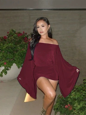 One-Shoulder Batwing Sleeve Bodycon Dress