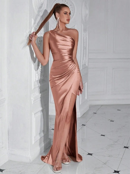 One-shoulder pleated slit elegant long dress