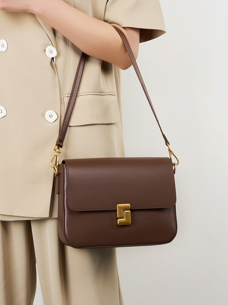 One-shoulder tofu bag