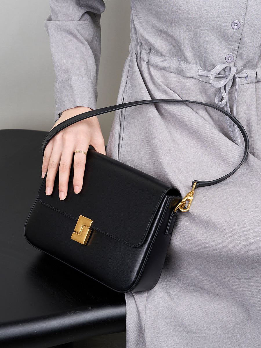 One-shoulder tofu bag