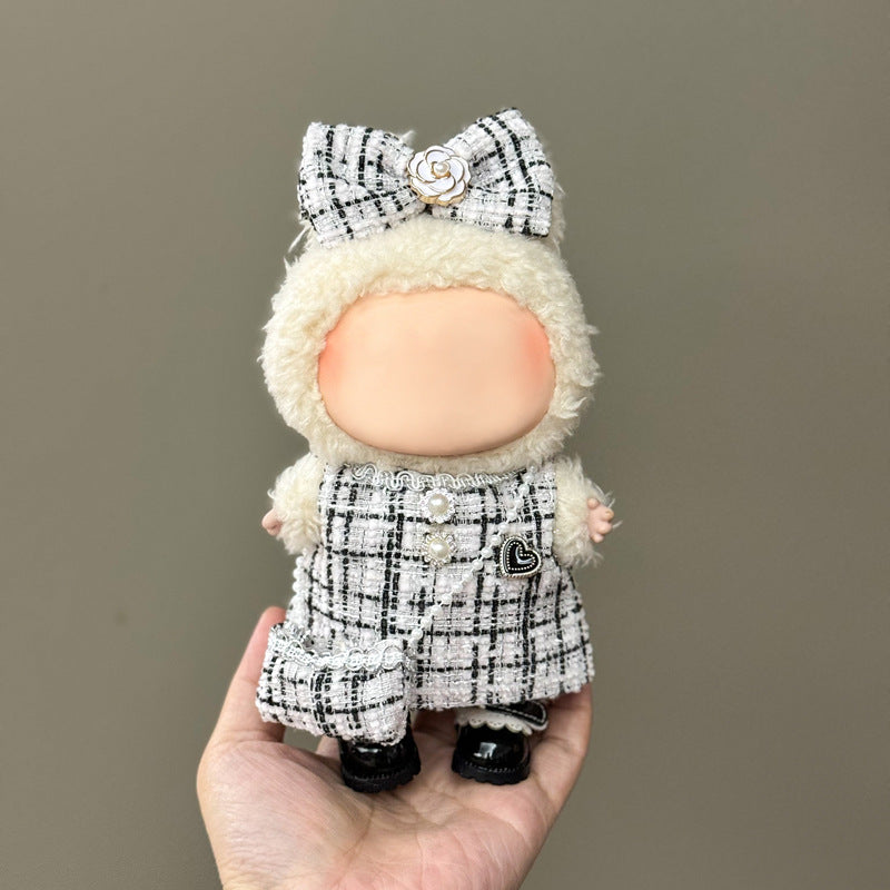 Only baby clothes, a set of skirts