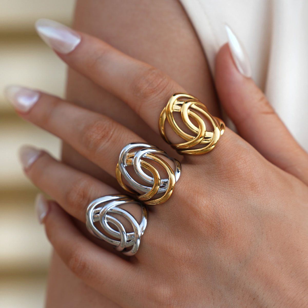 Open-ended ring