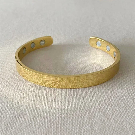 Open magnetic ring bracelet