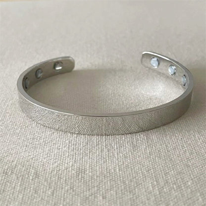 Open magnetic ring bracelet