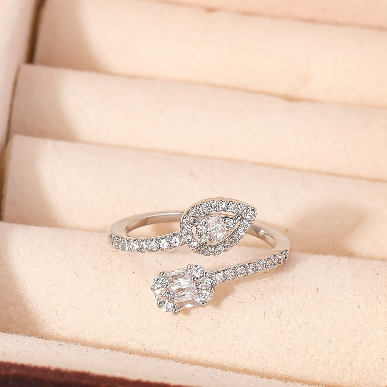 Opening adjustable ring