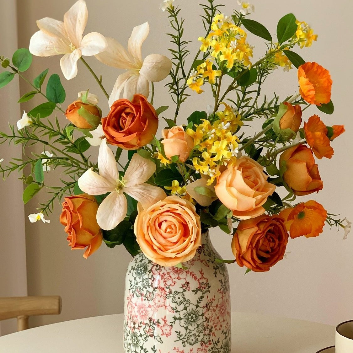 Orange Rose Bouquet with Ceramic Vase