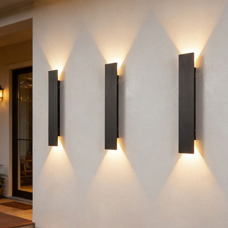 Outdoor Dual Head Wall Light