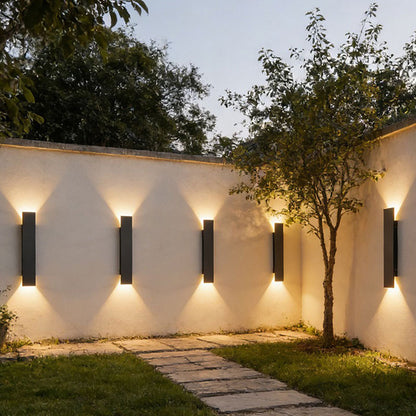 Outdoor Dual Head Wall Light